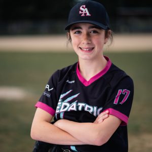 ( photo 1 SPO 1 Filles au baseball) Félix-Anne Viau 12 ans des Prédatrices de Sainte-Agathe. (Photo: gracieuseté)