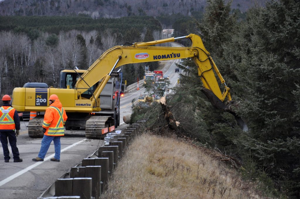 Retour à la circulation dans les deux sens au chemin du Village