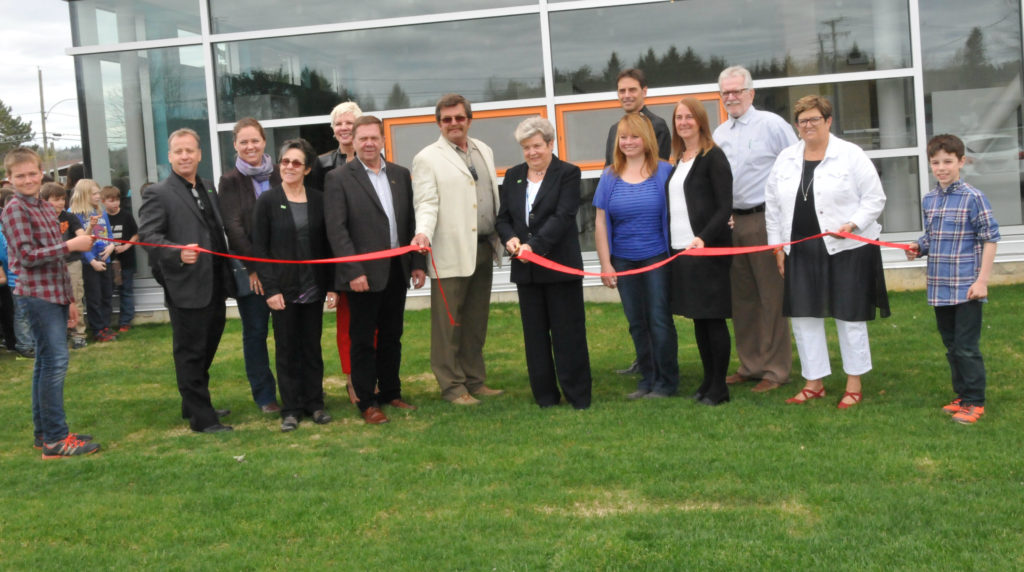 Inauguration de l’école d’Amherst: Le Carrefour se dévoile
