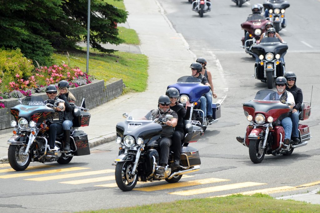 Motos bruyantes: au tour de Lac-Supérieur de demander de l’aide