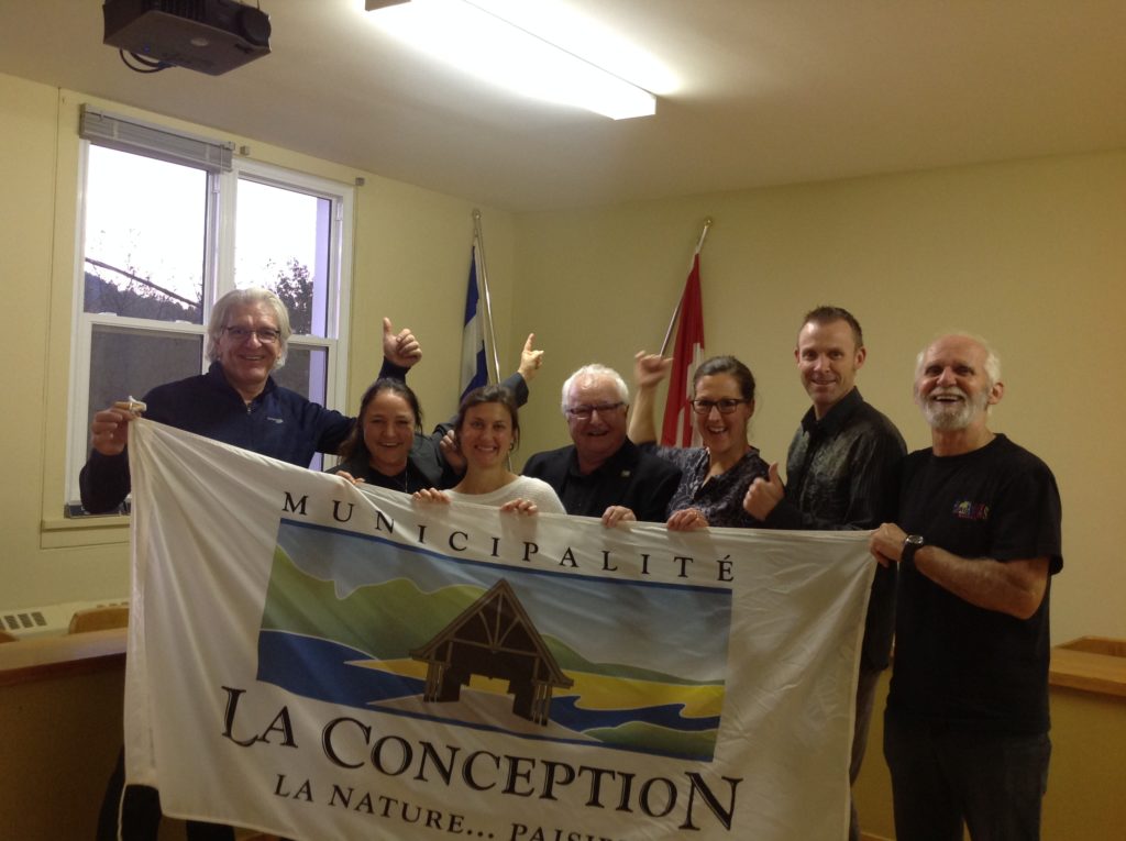 De nombreux candidats passent aux conseils sans opposition