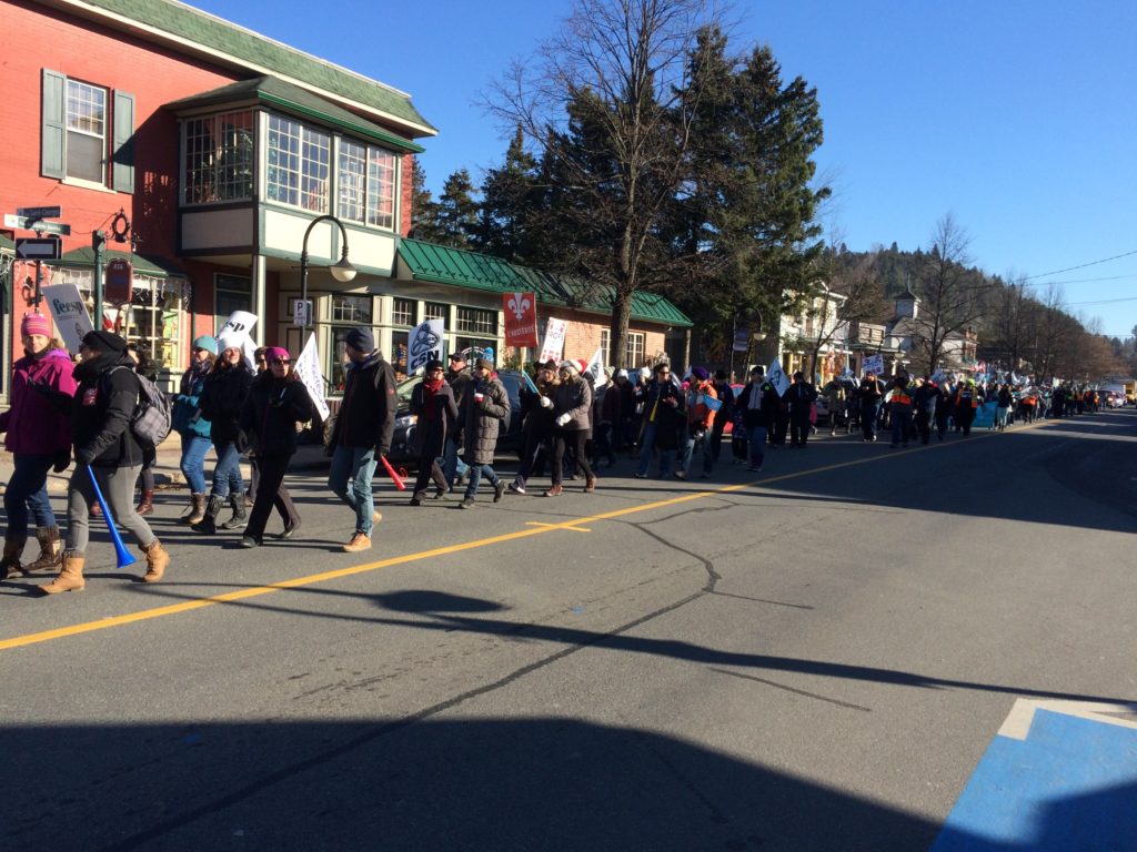 Manifestation à Mont-Tremblant