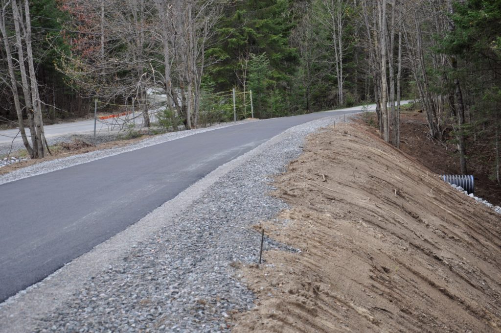 Le sentier du parc linéaire à l’ouest de la montée Ryan est rouvert