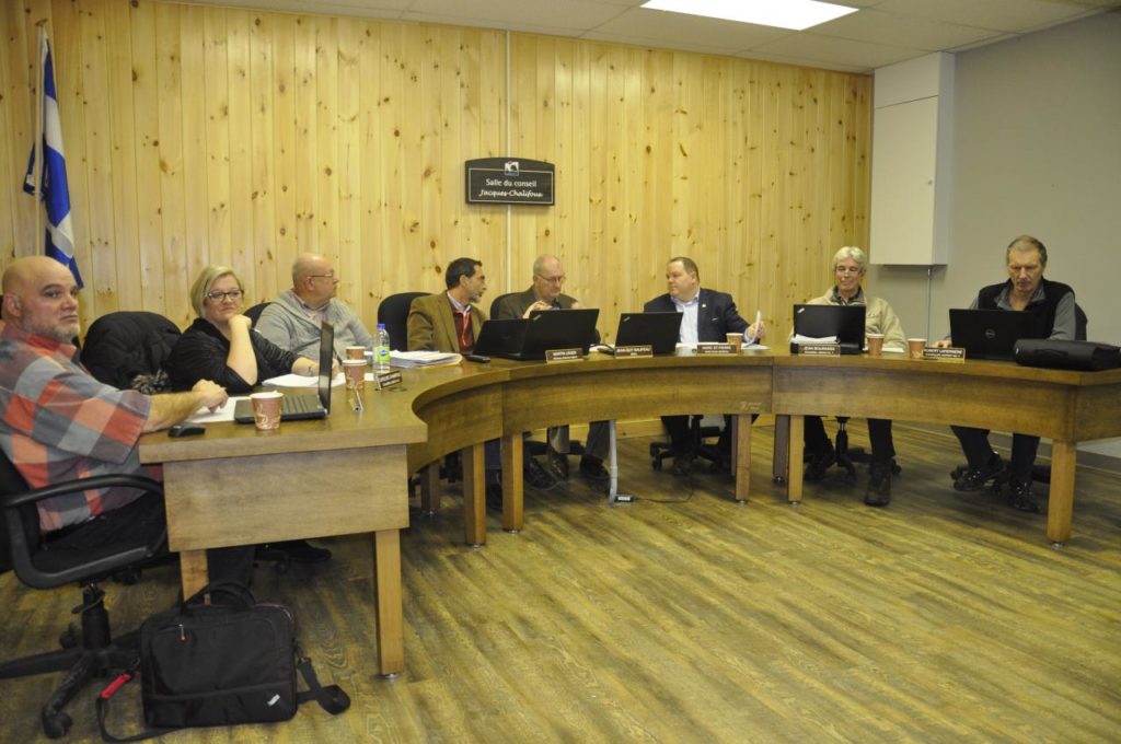Amherst adopte un budget de 3,65 millions$ déficitaire
