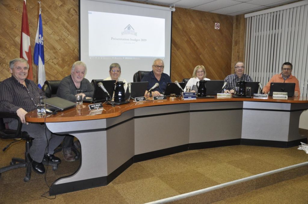 Une hausse de taxes oscillant autour de 2,81% à Saint-Faustin-Lac-Carré