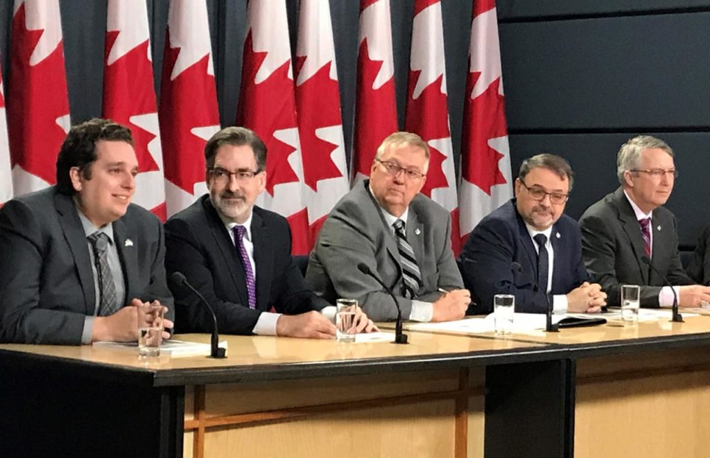 David Graham applaudit un rapport sur l’accès à l’Internet