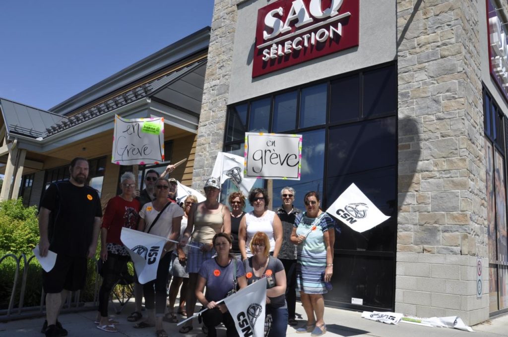 Les syndiqués de la SAQ Mont-Tremblant emboîtent le pas