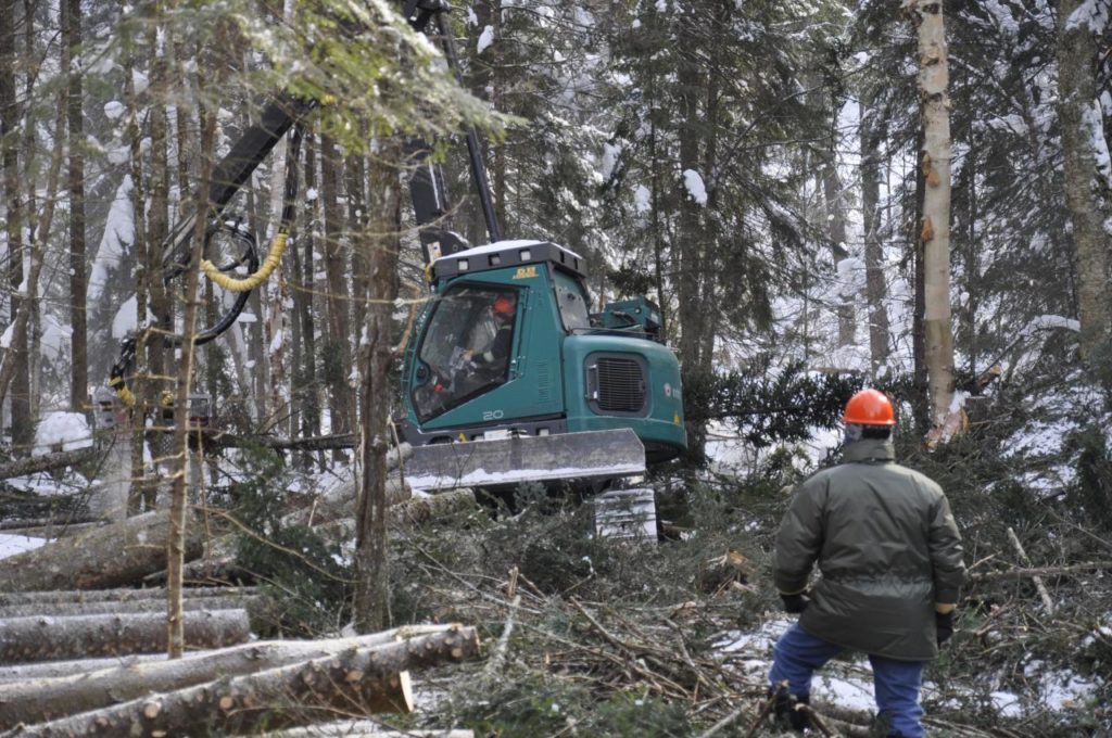 Amherst appelle la SQ à sanctionner les camions lourds