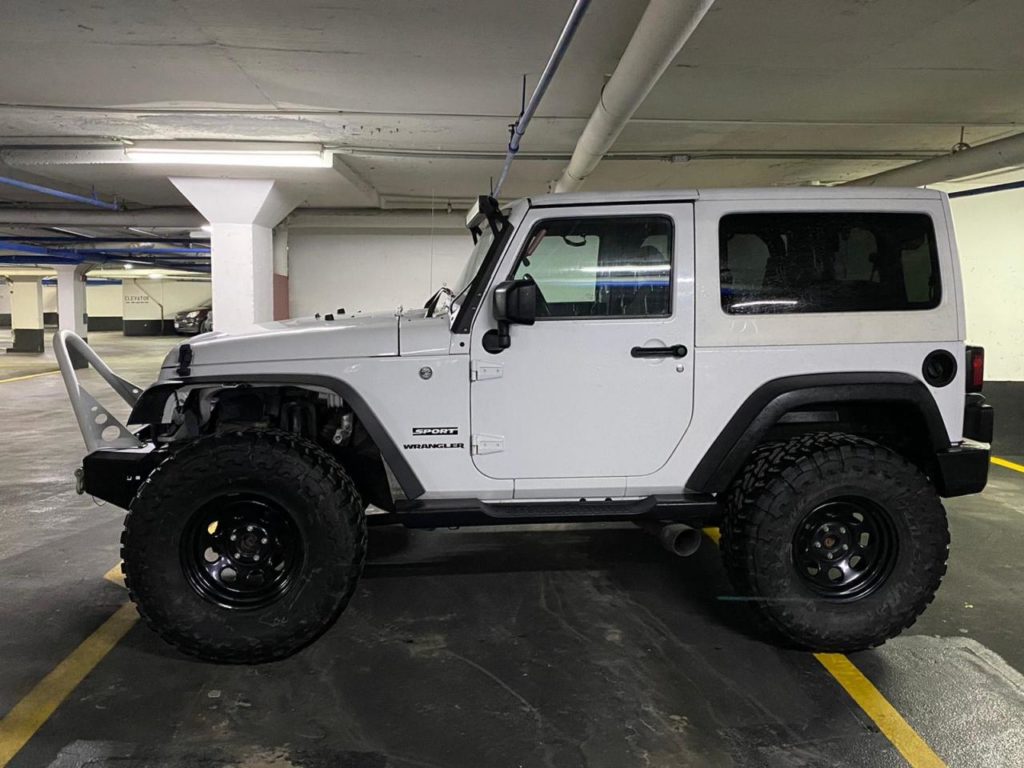Une Jeep volée au Centre de villégiature
