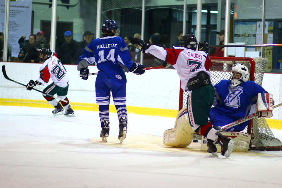 Les Montagnards atome et bantam en demi finale
