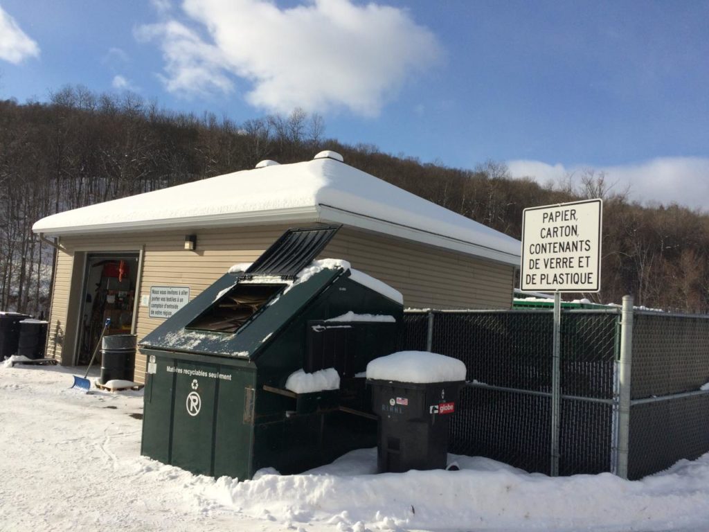 Mont-Tremblant rouvrira son écocentre et nettoiera ses rues