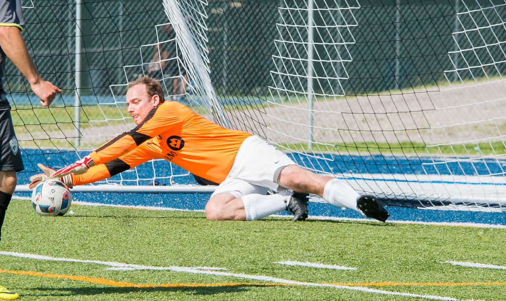 Les seniors blanchissent Blainville 7-0