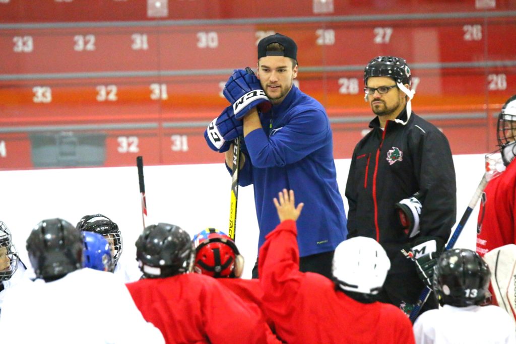 Jonathan Drouin donne au suivant