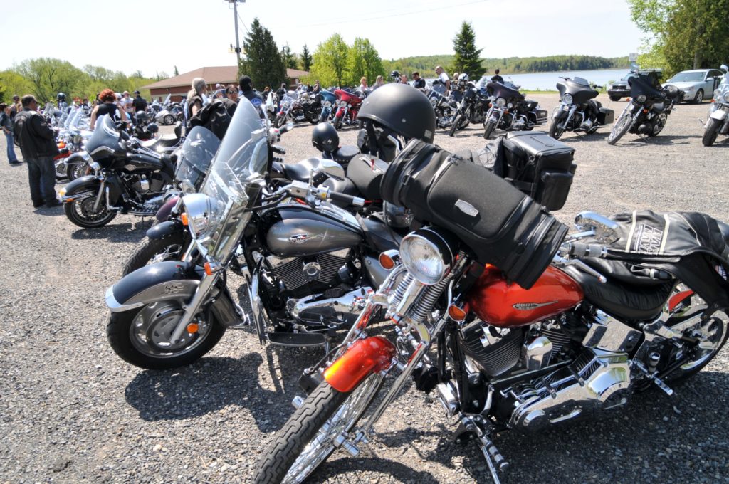 Des résidents locaux voudraient des motos moins bruyantes
