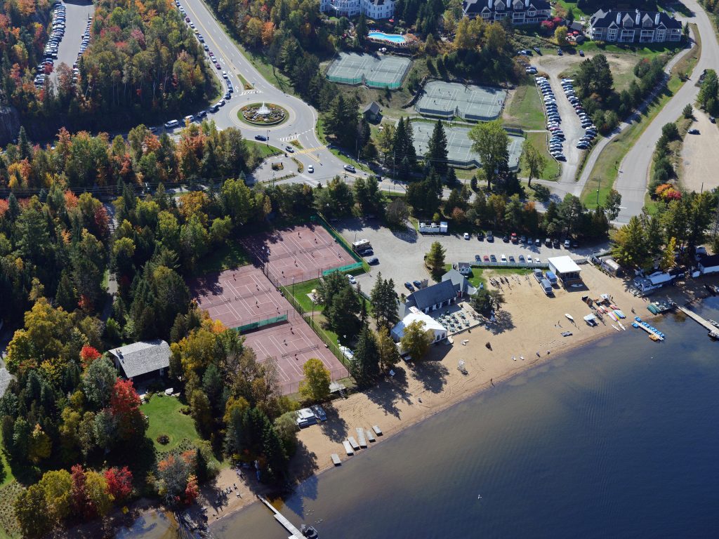 La Ville de Mont-Tremblant souhaite acquérir le Club Beach & Tennis, afin d’en faire une infrastructure municipale. (Photo gracieuseté – Peter Wyslouzil)