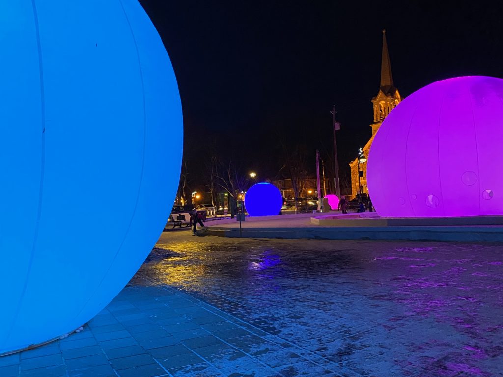 Retour des sphères lumineuses