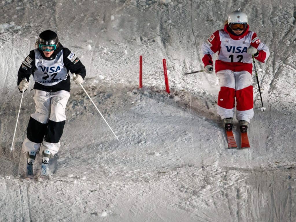 La Coupe du Monde de ski de bosses à huis clos