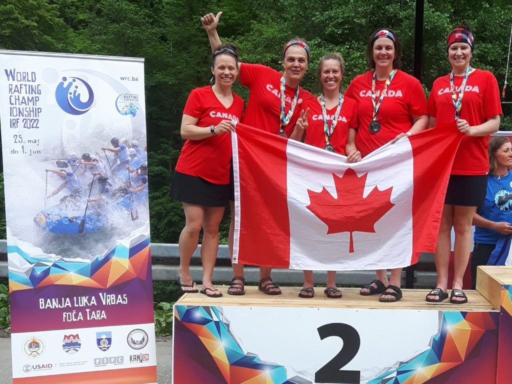 Les honneurs pour l’équipe féminine aux Mondiaux de rafting à 4