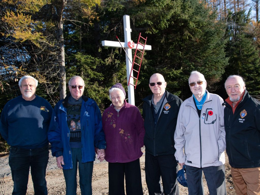 Des croix de chemin remises en état à Mont-Tremblant