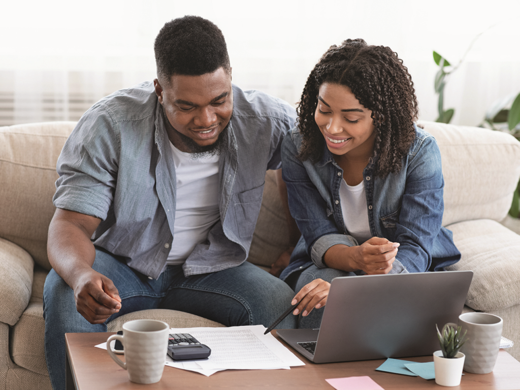 4 sujets financiers à aborder avec votre douce moitié