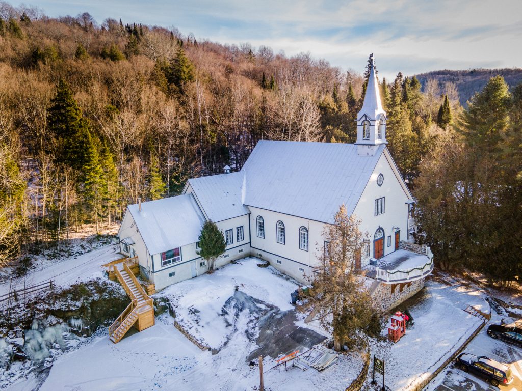 La cloche de l’église du Village de Mont-Tremblant va être retirée