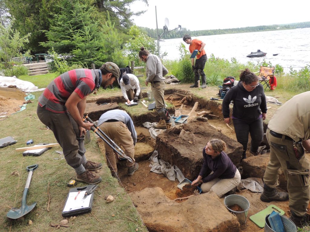 Le public invité au colloque de l’Association des archéologues du Québec à Mont-Tremblant