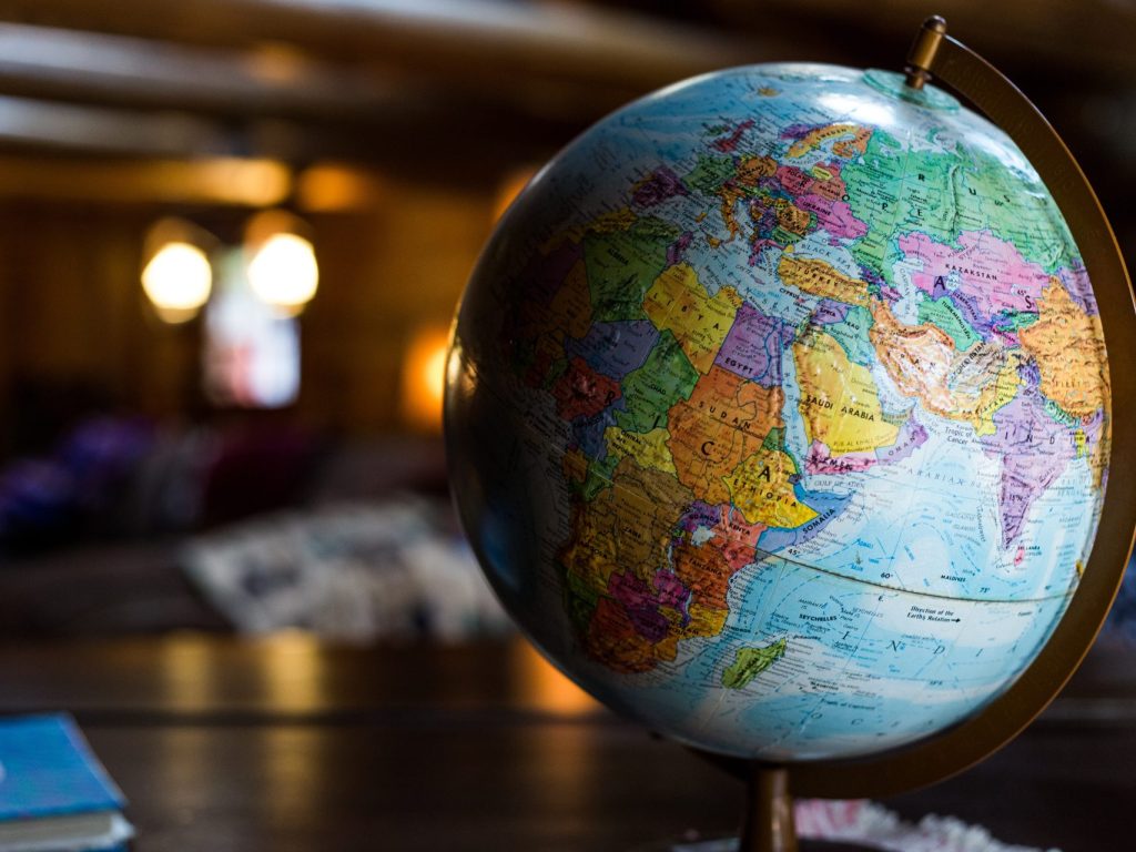 Faire le tour du monde par des rencontres interculturelles